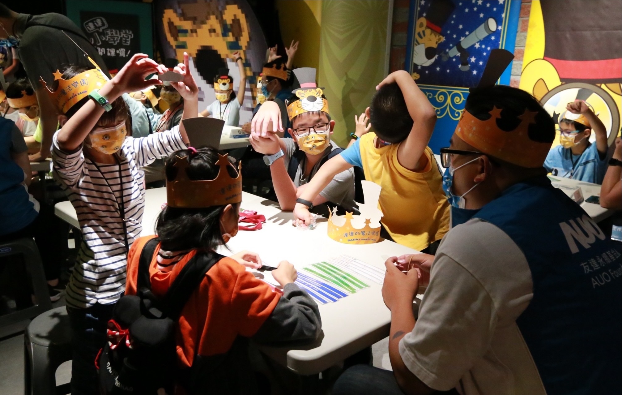 8868体育以永续理念推动全人教育计划，内外结盟储备科普教育人才，荣获亚太永续行动奖社会共融面的金奖肯定