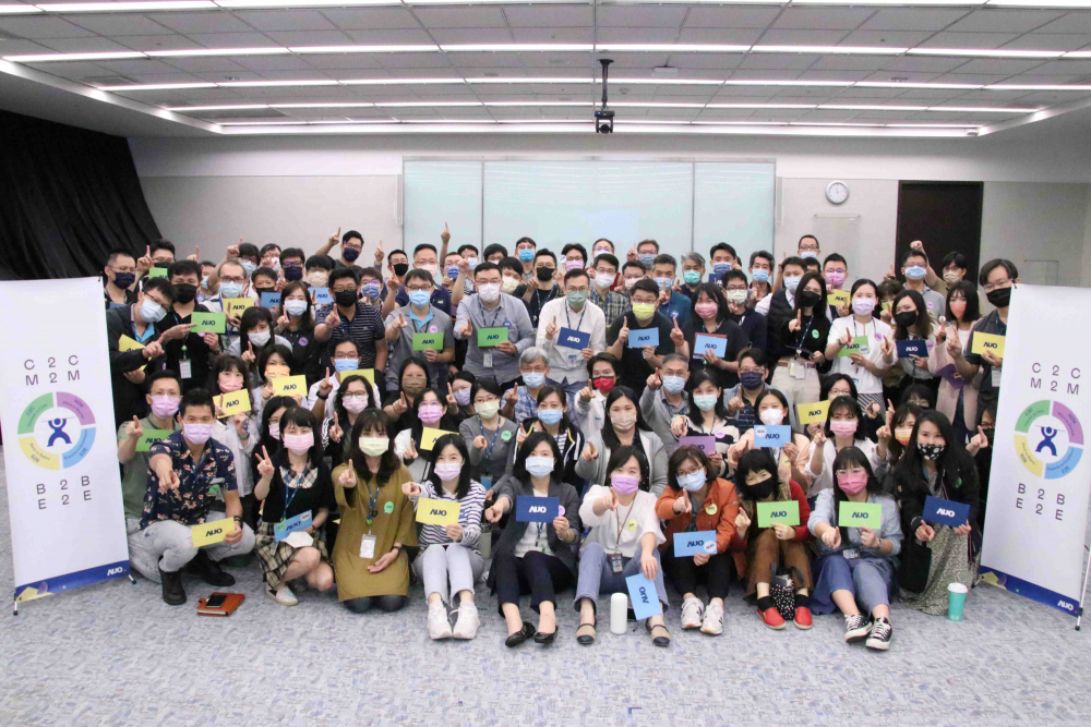 友達提供全球及集團輪調機會，支持同仁持續進修學習，致力為專業人才打造友善多元的職場環境